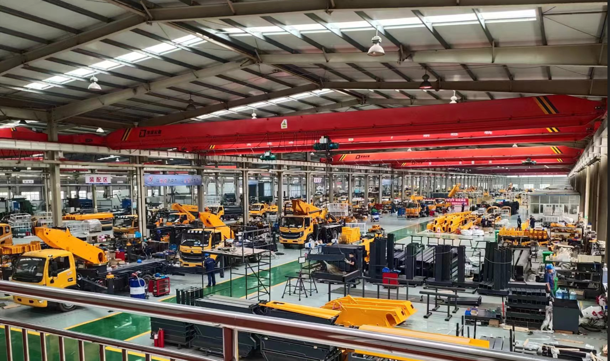 30m Aerial Work Vehicle, Telescopic Arm Manned Lifting Platform, 